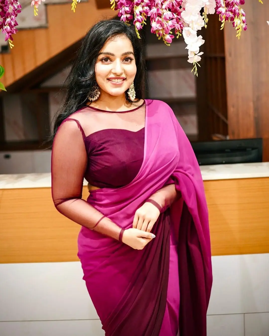 Malavika Menon In South Indian Traditional Pink Saree Maroon Blouse